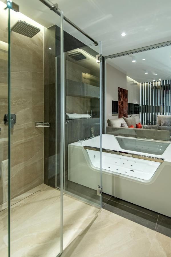 Hotel Zeneva Lux Крагуєваць Екстер'єр фото